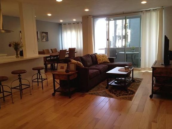 2nd image of 4915 Tyrone Ave