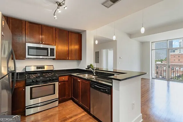 171 Auburn Ave NE #527 — Photo 16
