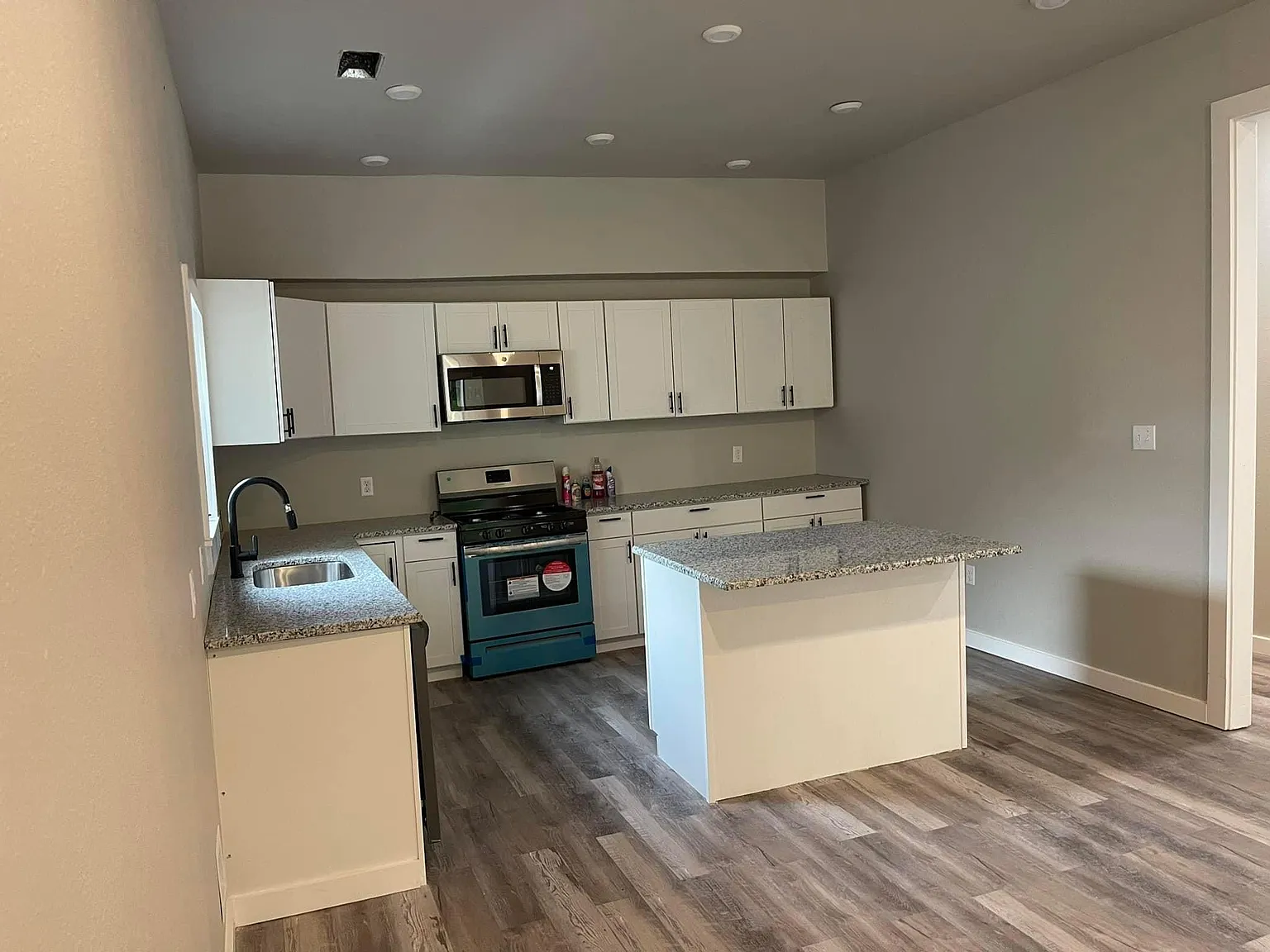 2717 Martin Luther King Dr — Photo 1