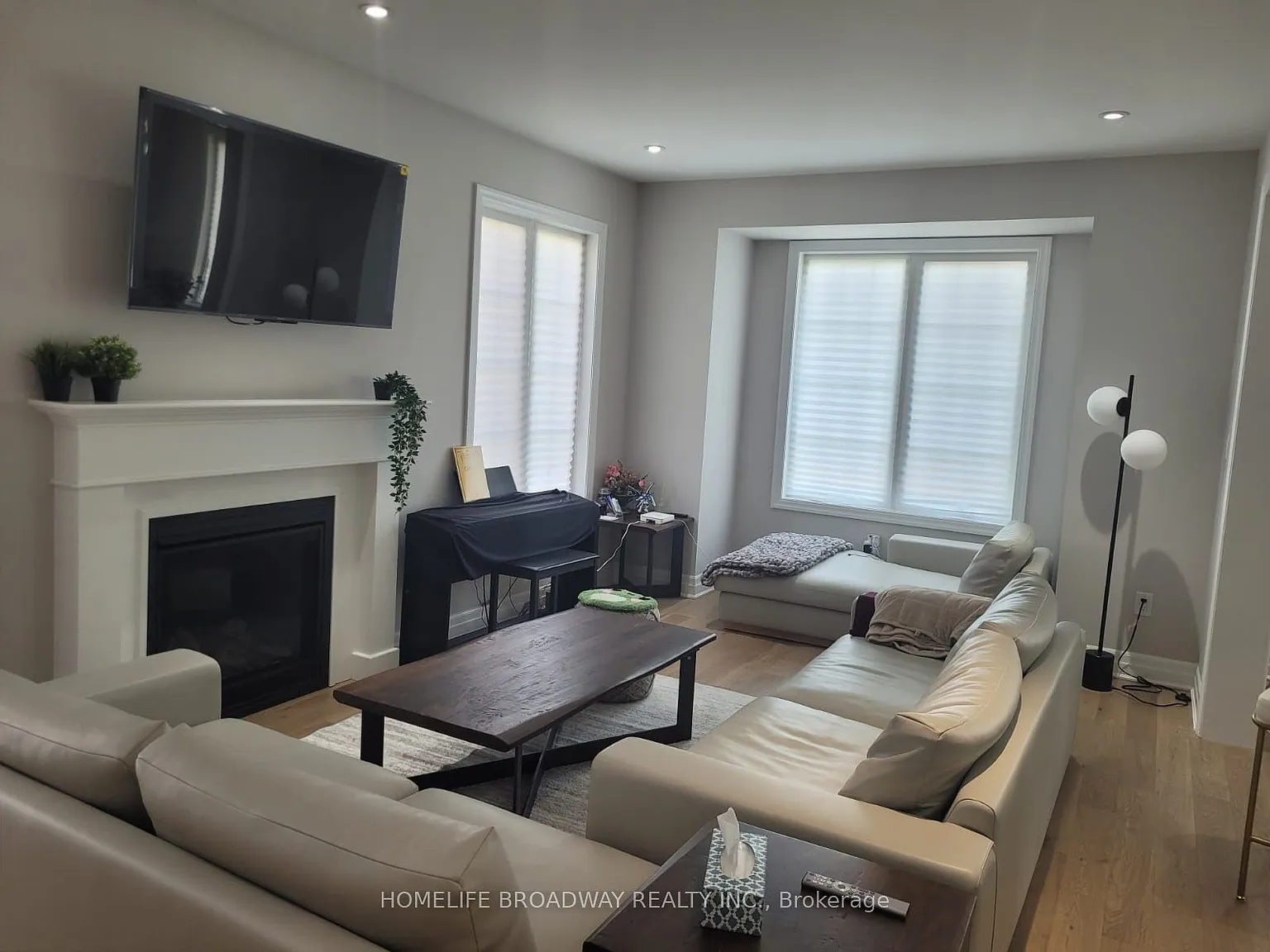 4 bed, $4,700 — Photo 3