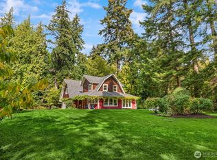 8453 Ferncliff Avenue NE, Bainbridge Island, WA 98110