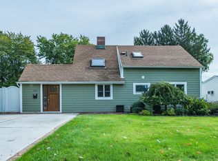 354 Blacksmith Rd, Levittown, NY 11756