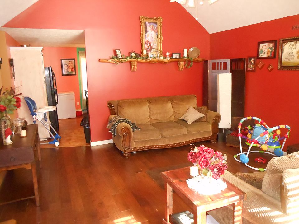1st image of 592 Bramblewood Dr