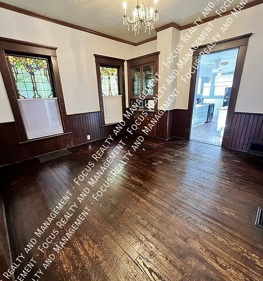 815 N Columbus St — Photo 7