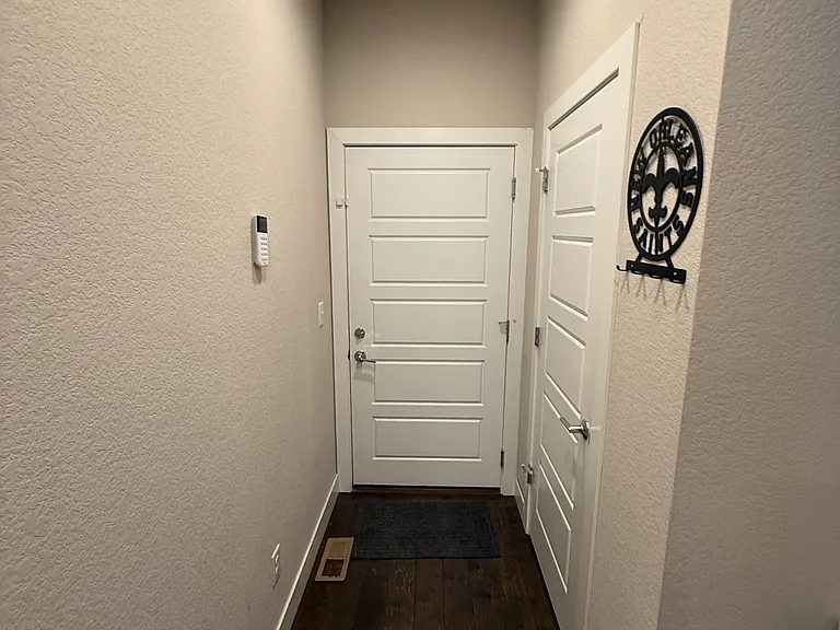 11457 E 25th Ave — Photo 32