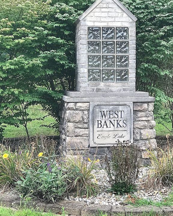 1st image of 1 W Banks Dr