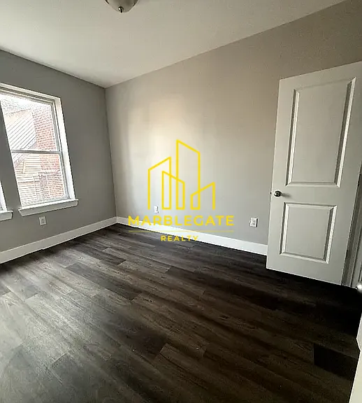 698 Chancellor Ave #2011 — Photo 3
