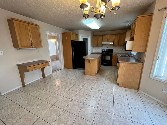 4th image of 8715 159a Ave NW