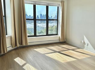 963 Boulevard E APT 3, Weehawken, NJ 07086