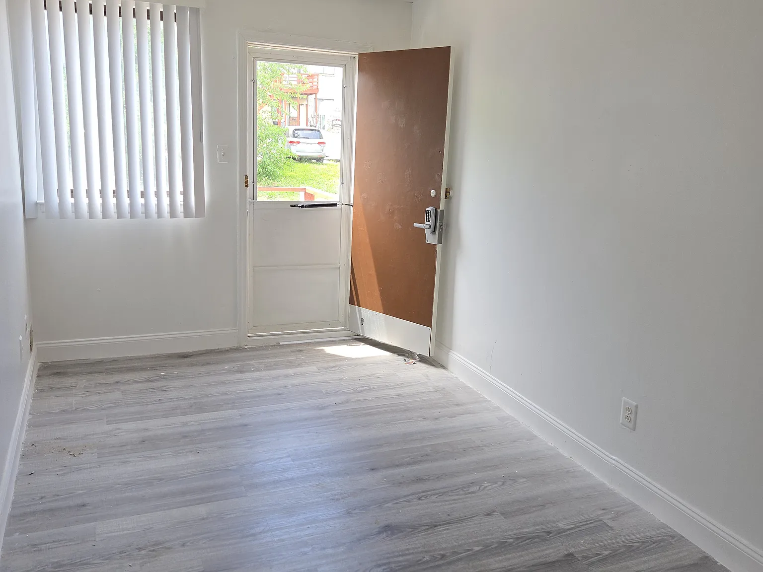 2 bed, $1,500 — Photo 4