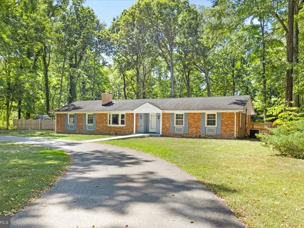3813 Stoneybrook Rd, White Plains, MD 20695