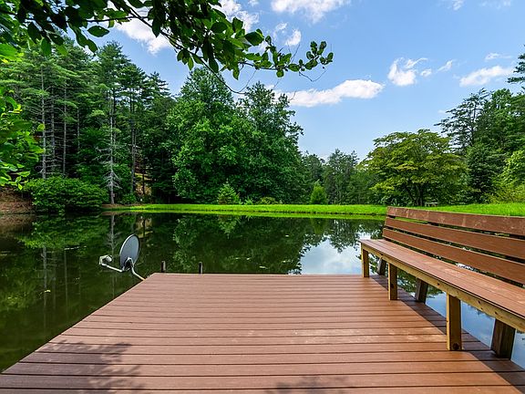 4th image of 3 Mountain Lake Dr