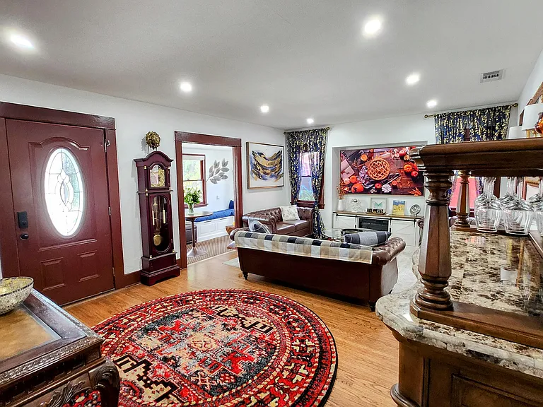 616 W Chapman Ave — Photo 69