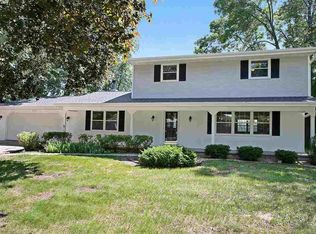 606 Sunrise Ln, Green Bay, WI 54301