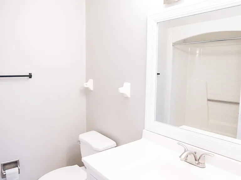 4151 SE 22nd Ave #B — Photo 2