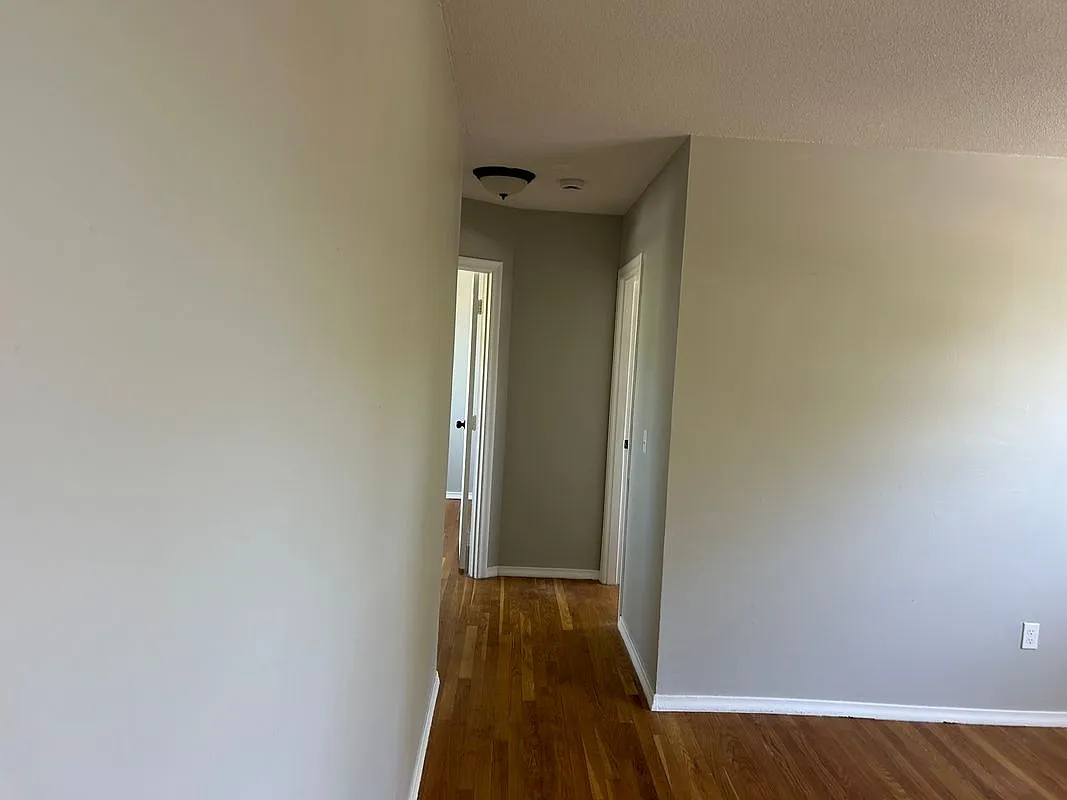 2 bed, 1.0 bath, 644 sqft, $2,100 — Photo 2