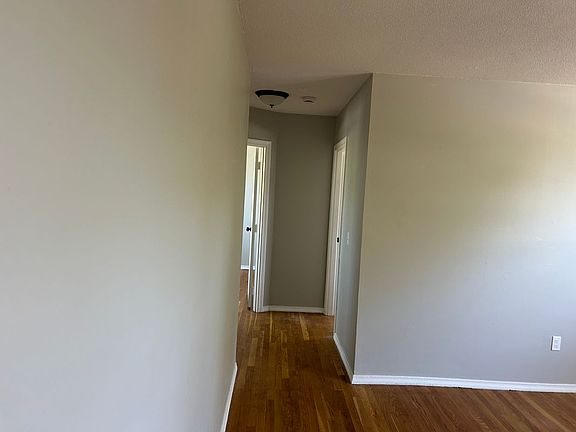 2nd image of 168 Boston Post Rd E APT 10