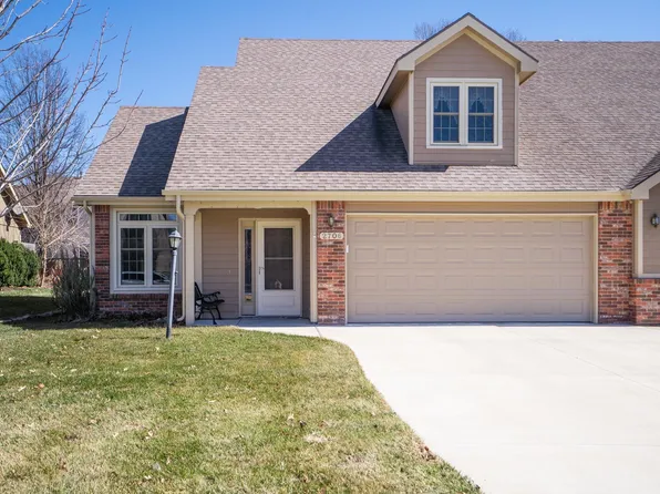 2706 Larkspur Ct, Lawrence, KS 66047