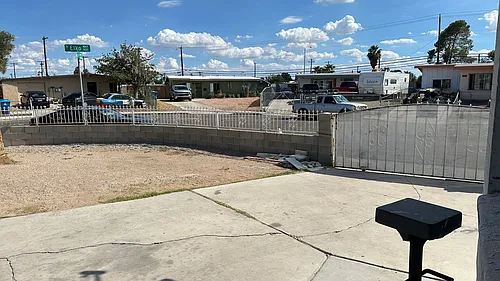 901 Elko Way Photo 1