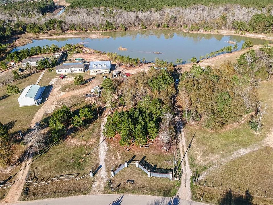 1st image of 20065 Spring Hill Ln