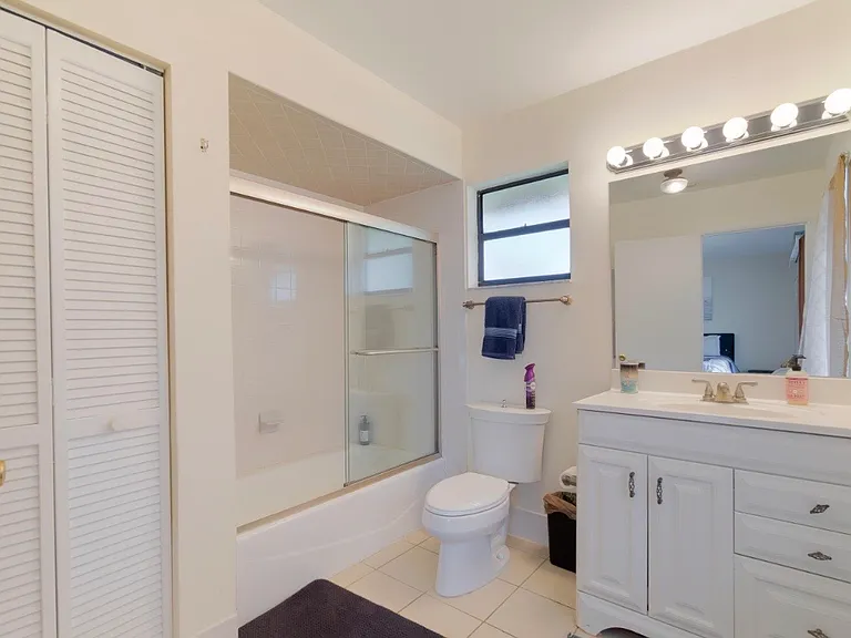 6130 Francis St — Photo 11
