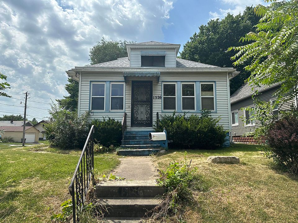 1st image of 1526 6th St
