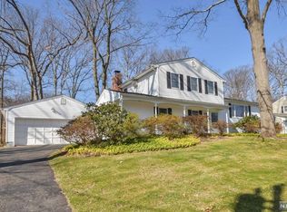 23 Bristol Pl, Wayne, NJ 07470