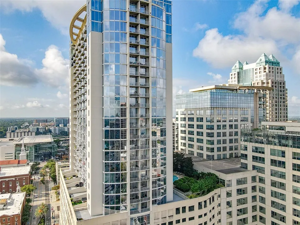 155 S Court Ave #1106