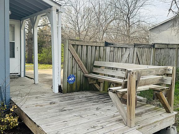 4th image of 1301 Randall Rd #1