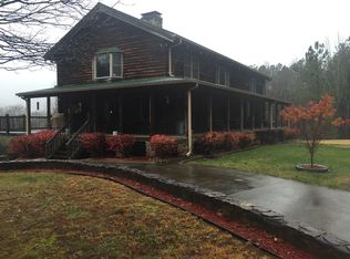 861 High Meadow Trl, Cleveland, GA 30528