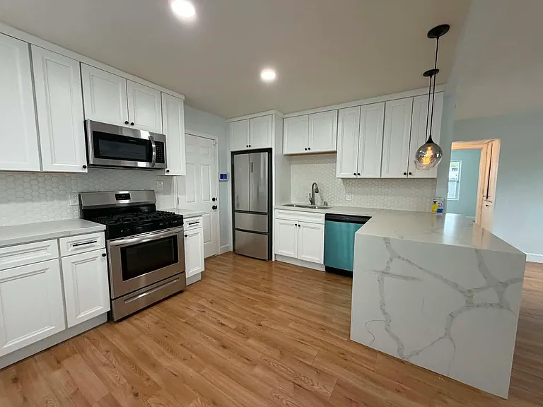 6082 Rock St — Photo 23