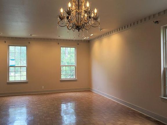 Living / Dining Combo