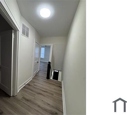 4th image of 2811 Brendan Ave