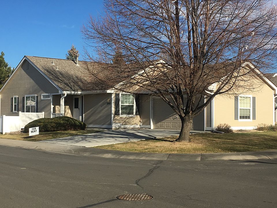 Front of house showing attached garage