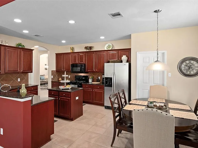 153 Crizer Ct — Photo 7