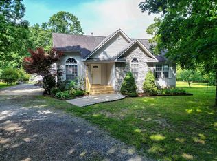 758 Old State Rd, Cloudland, GA 30731