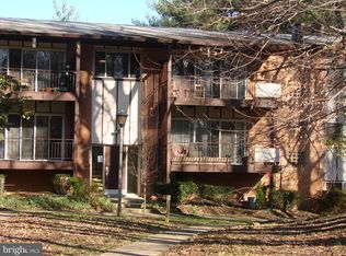 10169 Mosby Woods Dr APT 307, Fairfax, VA 22030