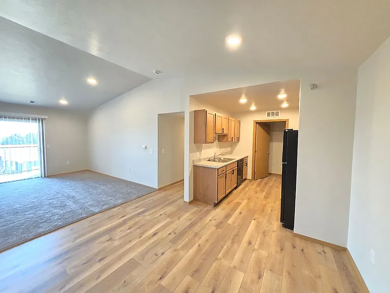 Home - Field Apartments I — Photo 148