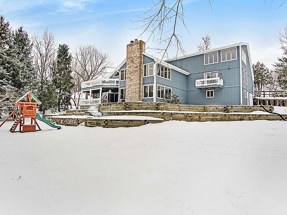 5th image of 59090 Goodhew Dr