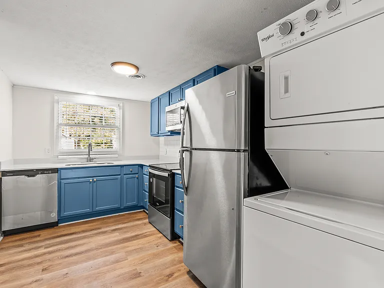 512 Ridley Ave #A — Photo 4