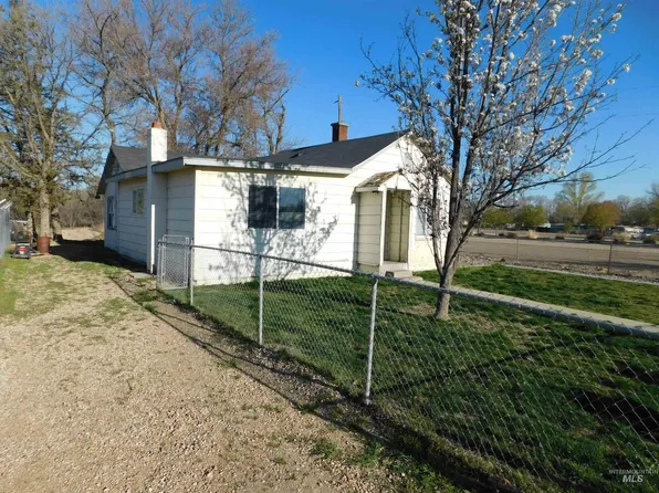 309 S Main St, Homedale, ID 83628