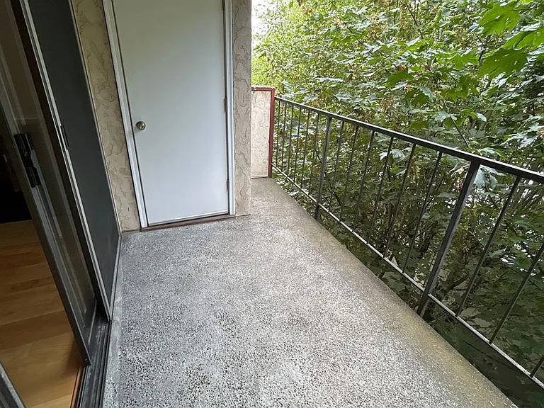 Cresswell Apartments — Photo 31