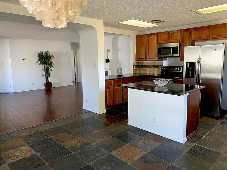 2907 Donnell Dr — Photo 12