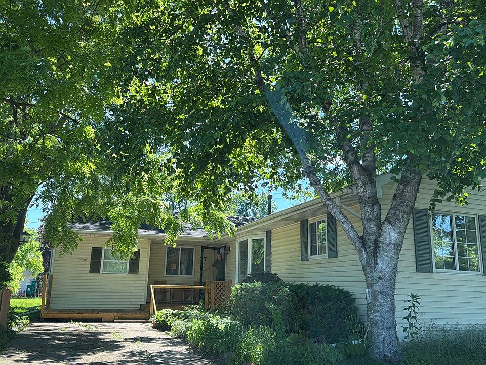1st image of 37 Maple Valley St