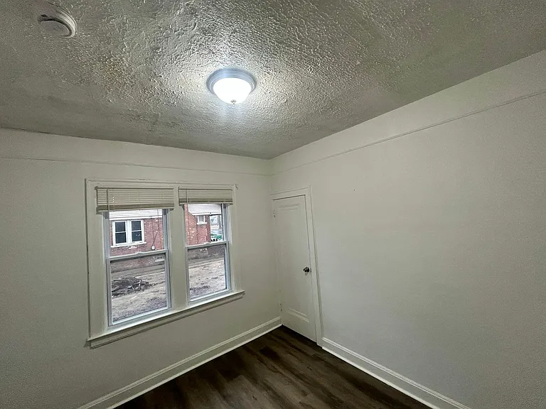 18095 Goulburn Ave #B — Photo 4