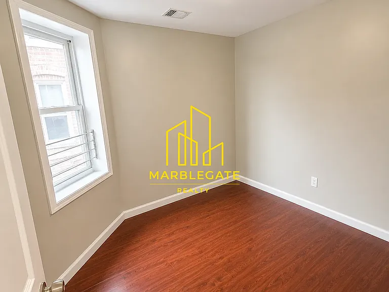 96 Eaton Pl #1LL — Photo 3