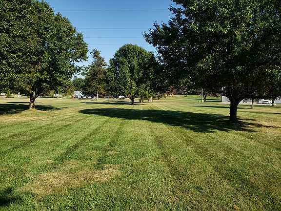 4th image of 2844 Chatham Ln