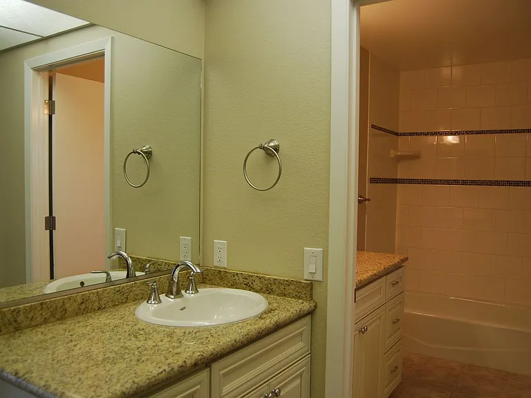 4935 Golden Springs Dr — Photo 23