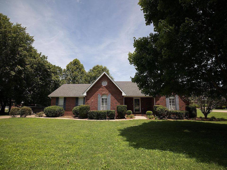 1st image of 411 Adeline Dr