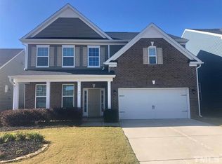 721 Maple Brook Rd, Fuquay Varina, NC 27526